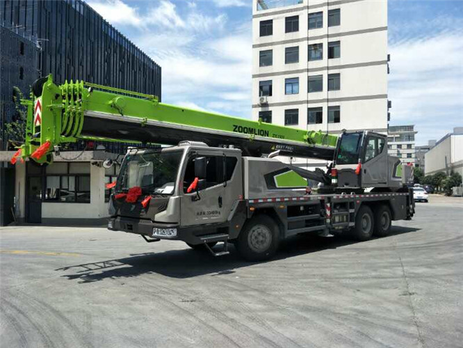 新河县跨街广告牌的高空安装注意事项