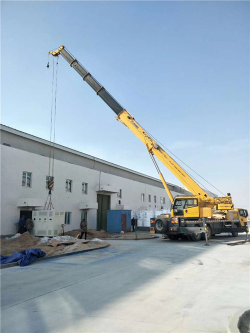 新河县“超载就喊停”—— 吊车的 “重量保镖” 技术